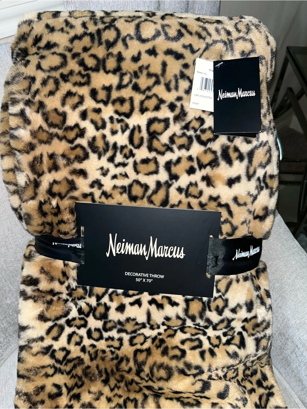 1-NWT Neiman Marcus Leopard Design Luxury Faux Mink Fur Throw Blanket 50”x 70”